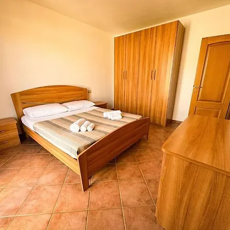 Casa Con Doppio Giardino A 10 Min Dal Mare, Tra Stintino E Alghero Palmadula
